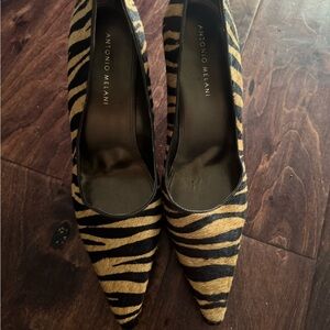 Antonio Melani Black and Tan Striped Heels